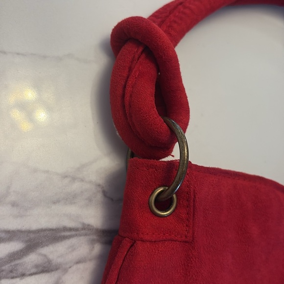 ESCADA Red Velvet Sweetheart Shoulder Bag - Picture 5 of 17